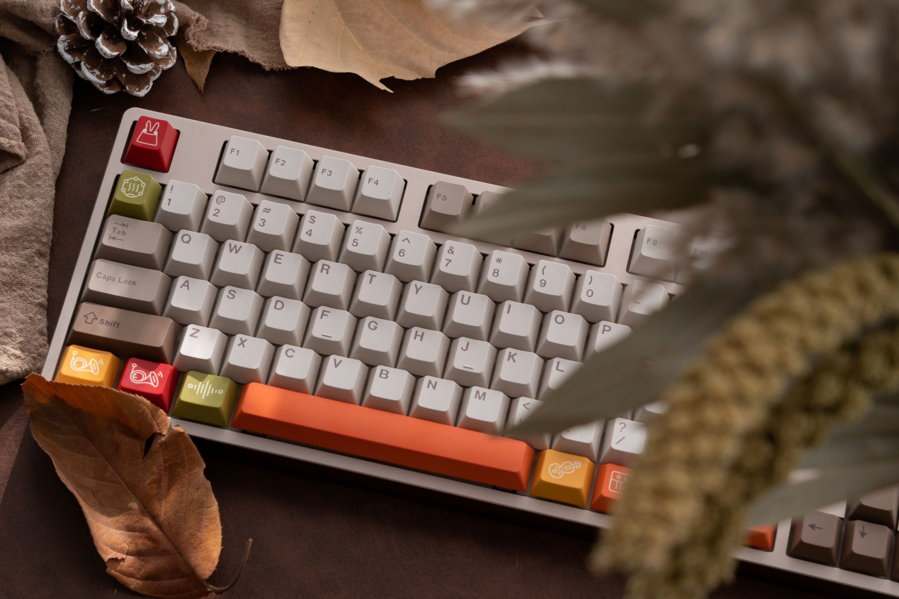 Tutkeys Autumn Concert Keycaps - PBT Cherry Profile All in One Set