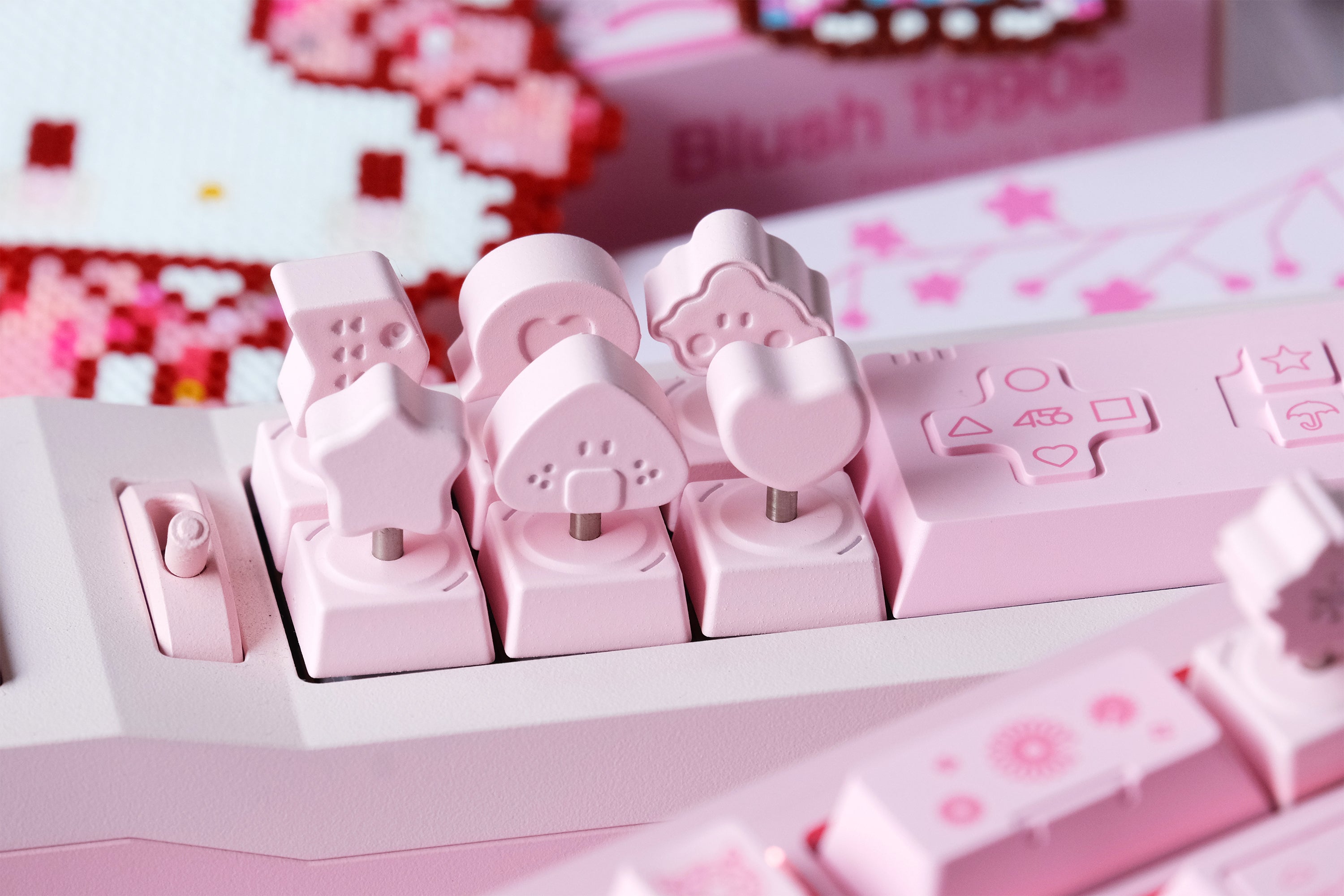 80Retros Blush Artisan Keycap