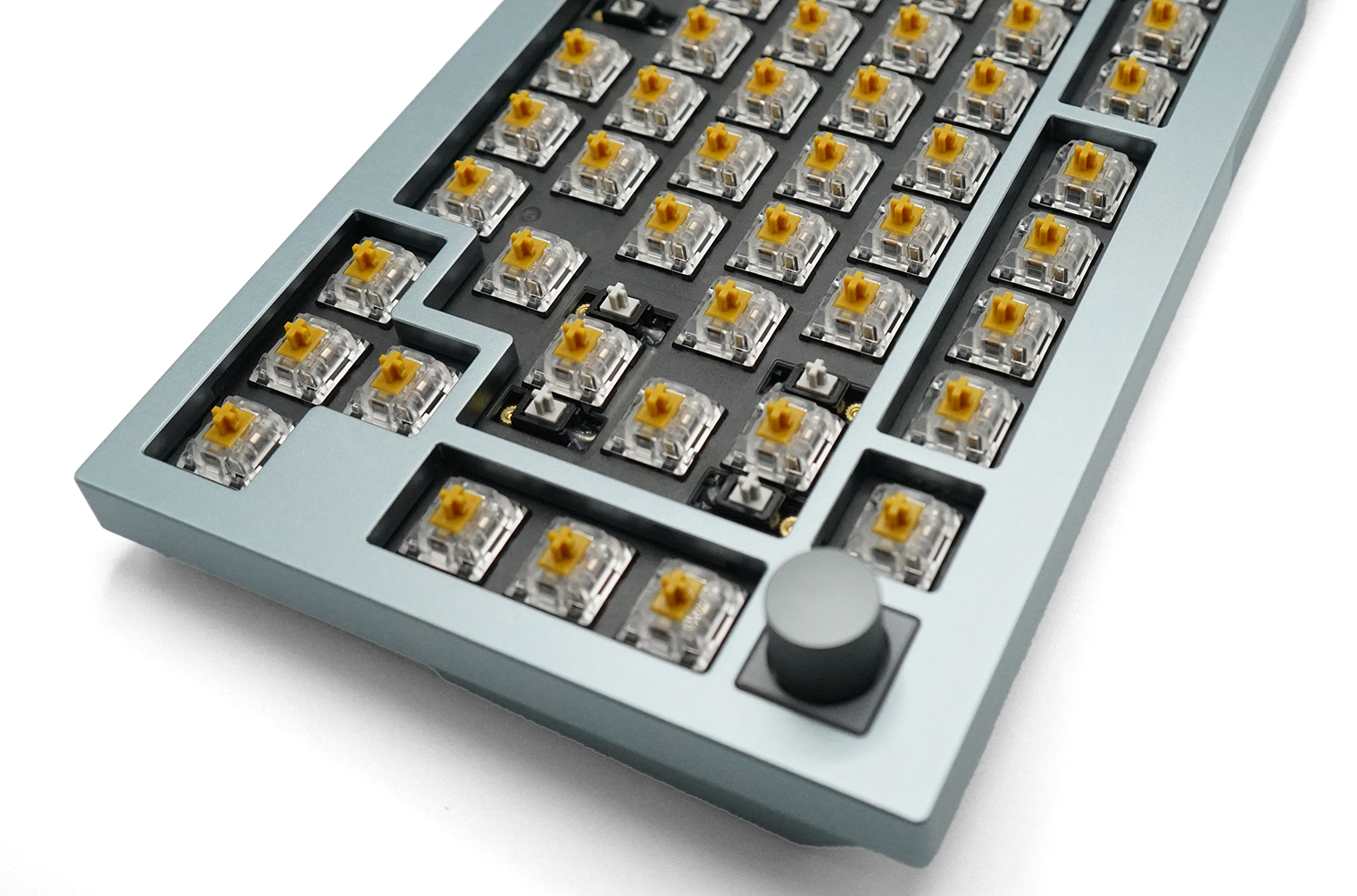 Keychron Q1 Pro QMK/VIA Wireless Custom Mechanical Keyboard - Gazzew Special Edition