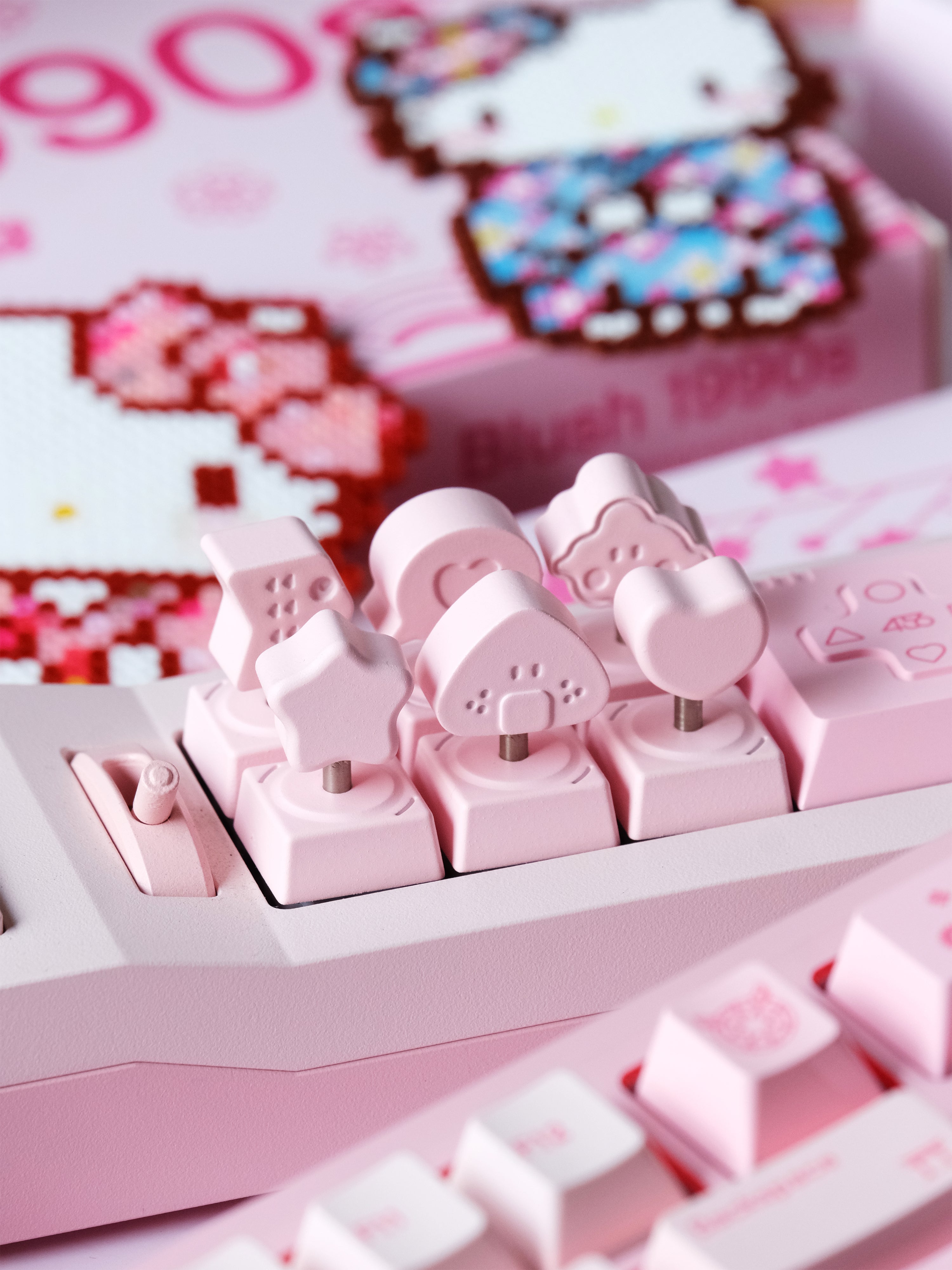 80Retros Blush Artisan Keycap