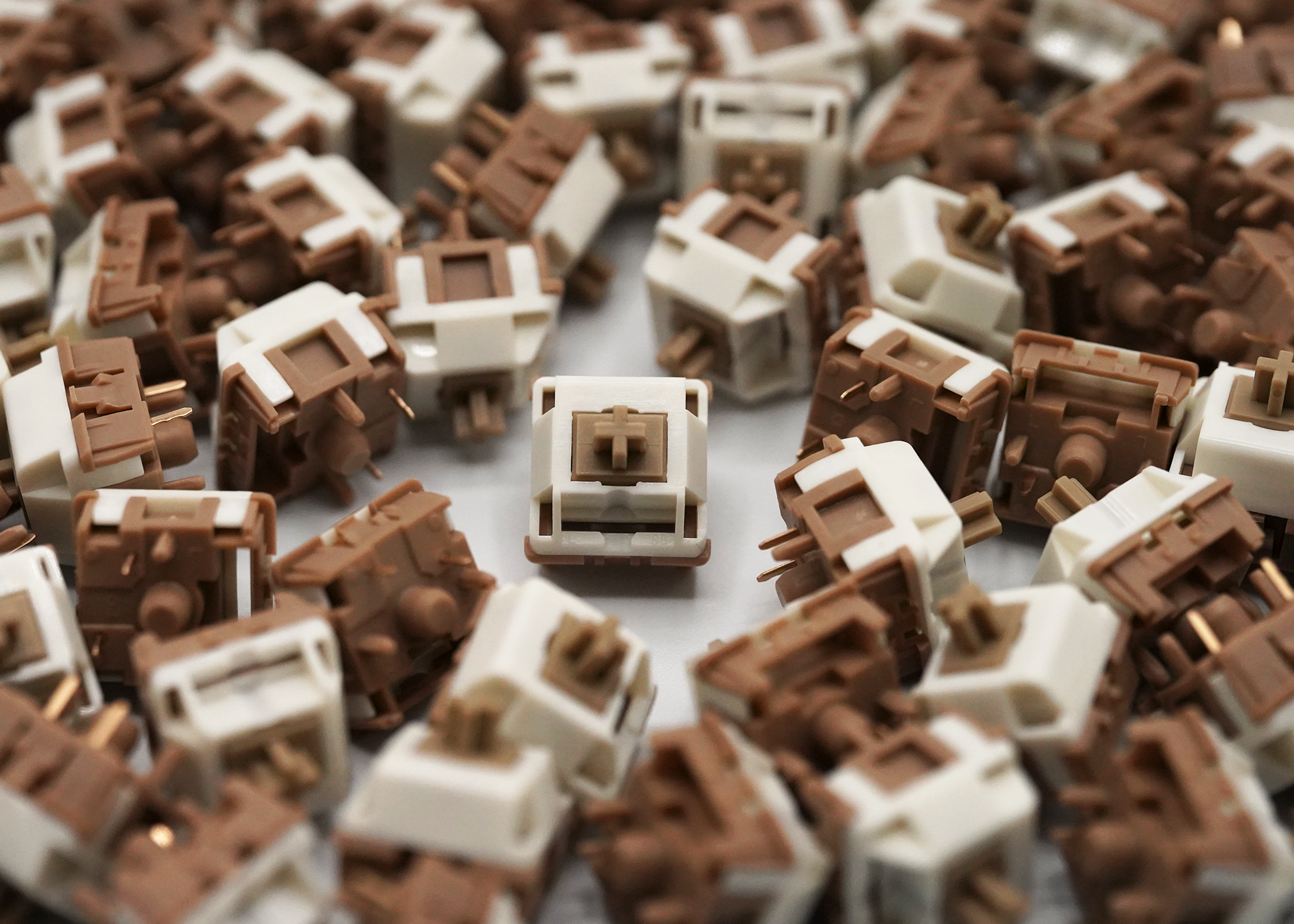 HMX YG Macchiato Linear Switches