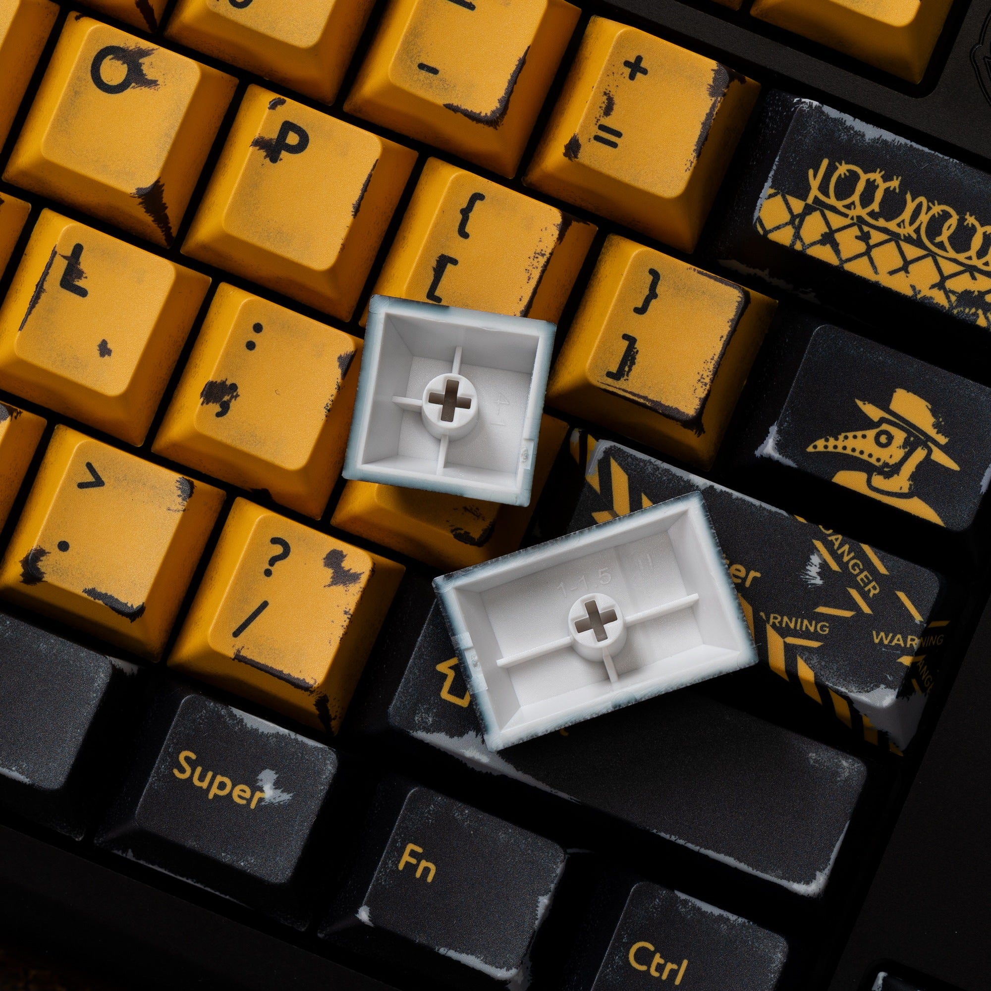 Tutkeys & PBTfans Erosion Dye Sub Cherry Profile Keycaps
