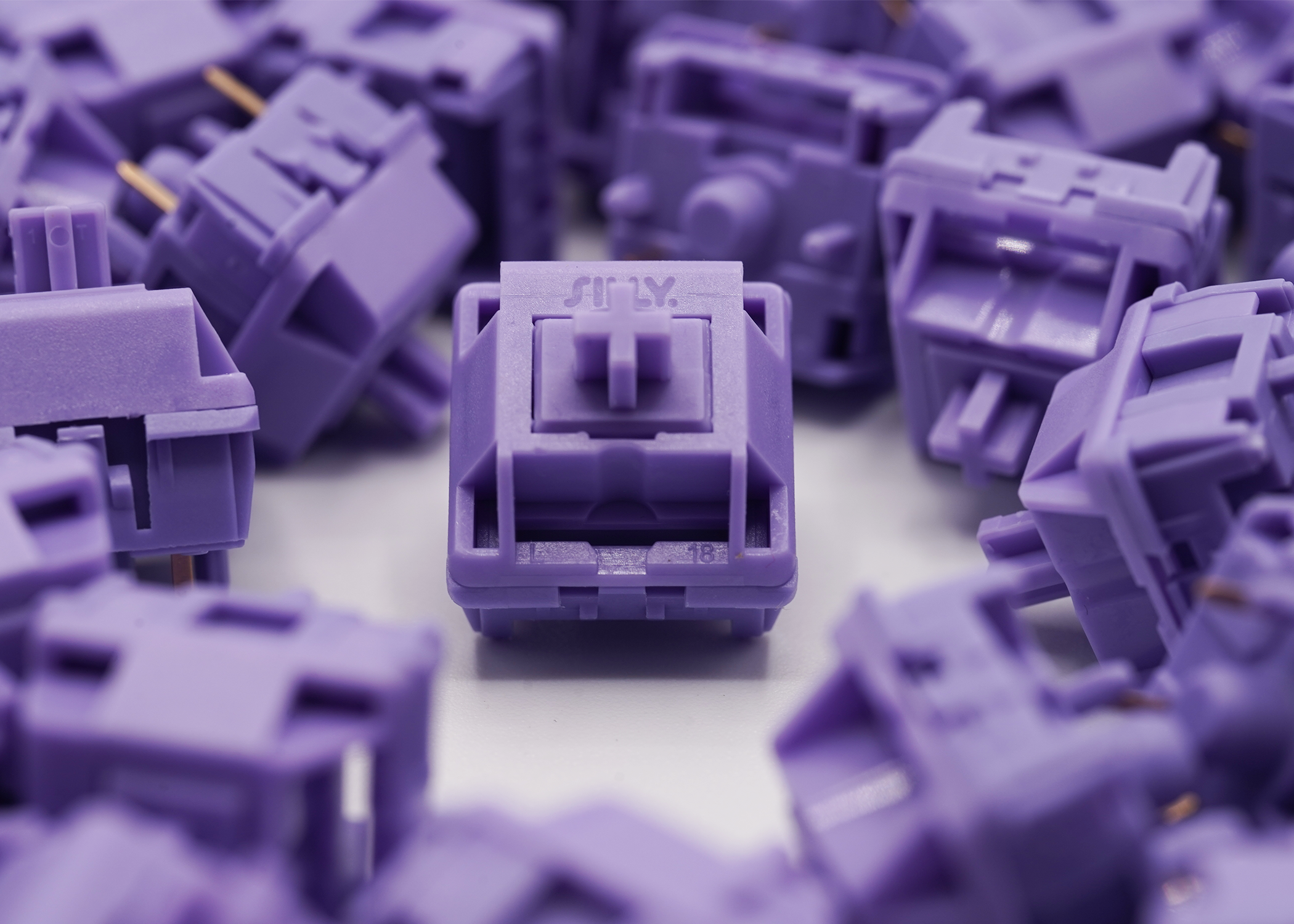 HMX Hyacinth V2U Linear Switches