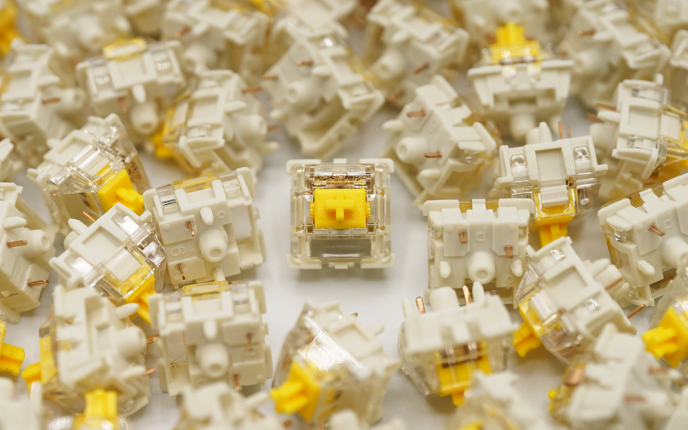 Gateron G Pro 3.0 Yellow Linear Switches
