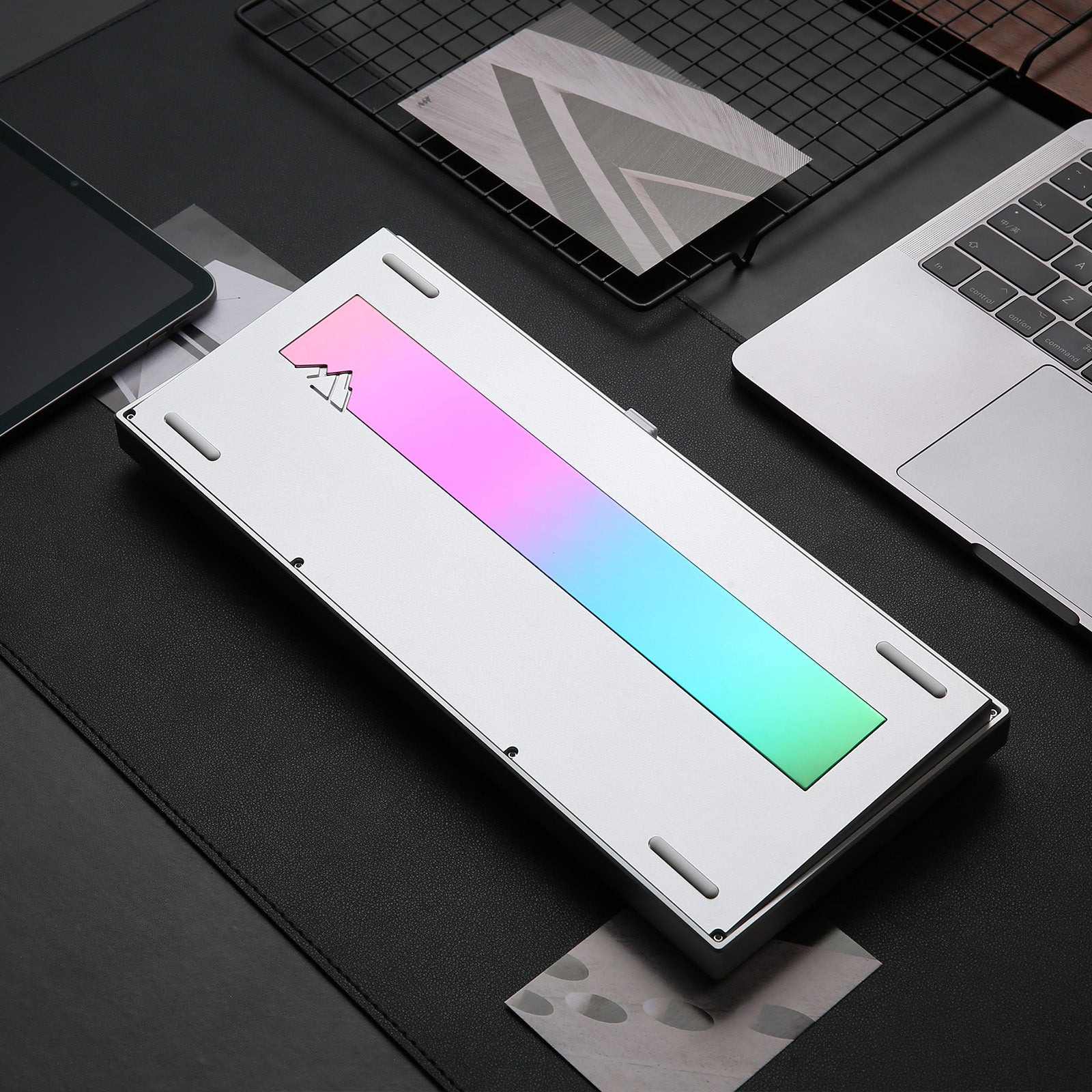 YUNZII AL80 QMK/VIA Aluminum LCD Mechanical Keyboard