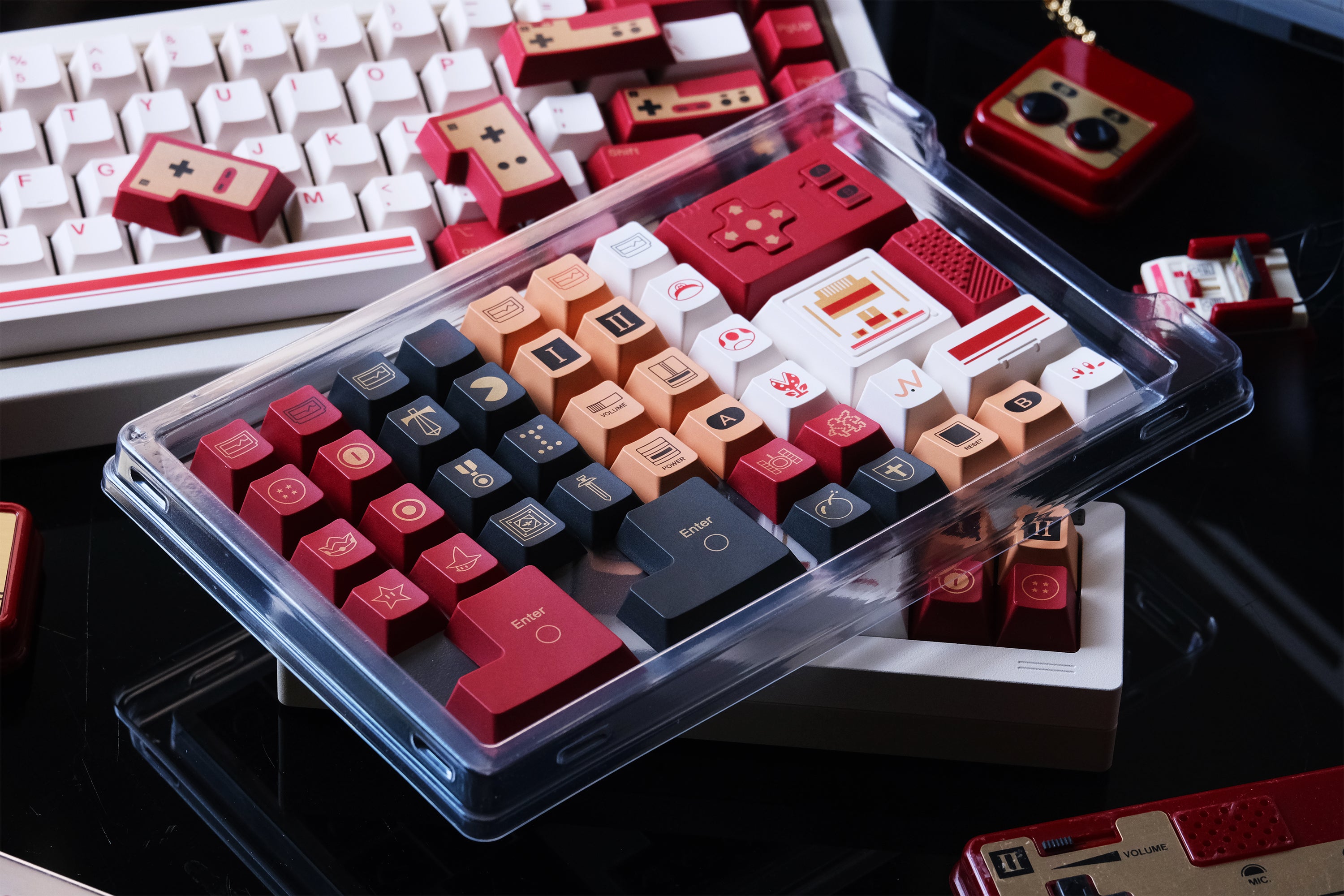 80Retros FC1983 Keycaps – PBT Cherry Profile Keycap Set (All in One)