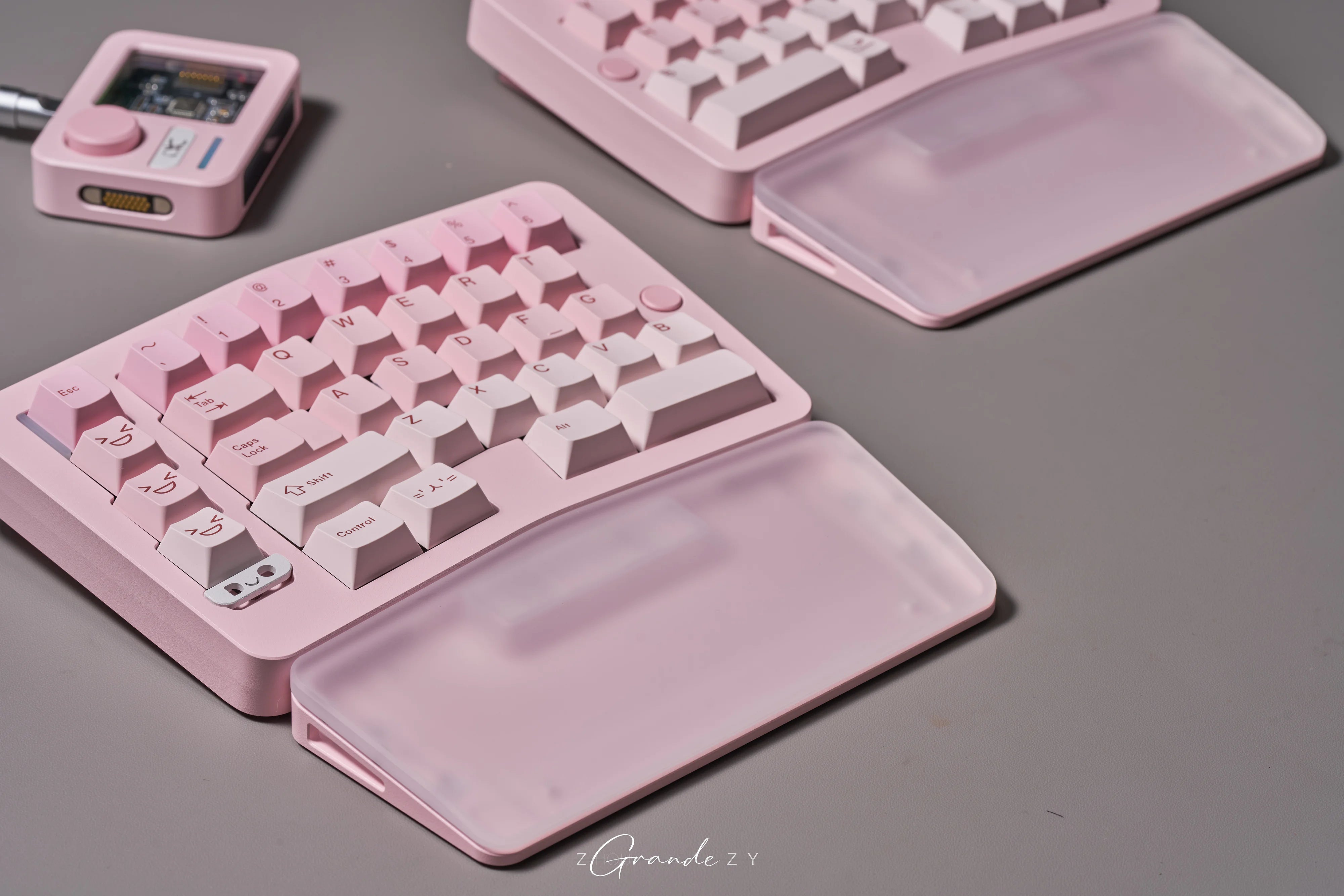 Qwertykeys QK Alice Duo - Split Ergonomic Mechanical Keyboard (Pre-Order)