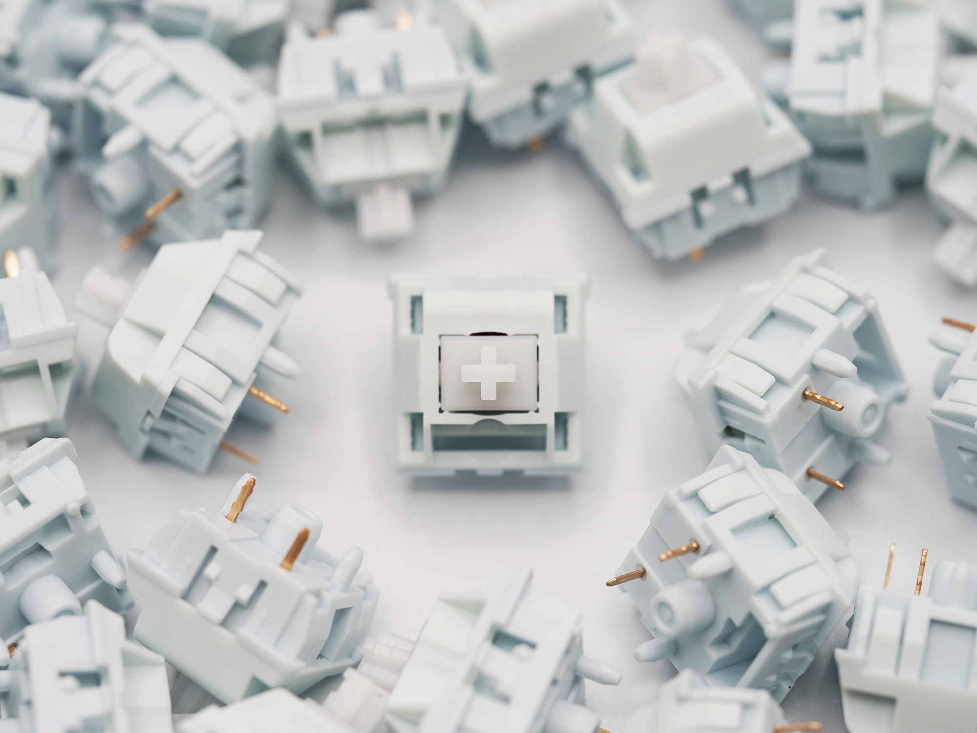 Keygeek Cera Linear Switches