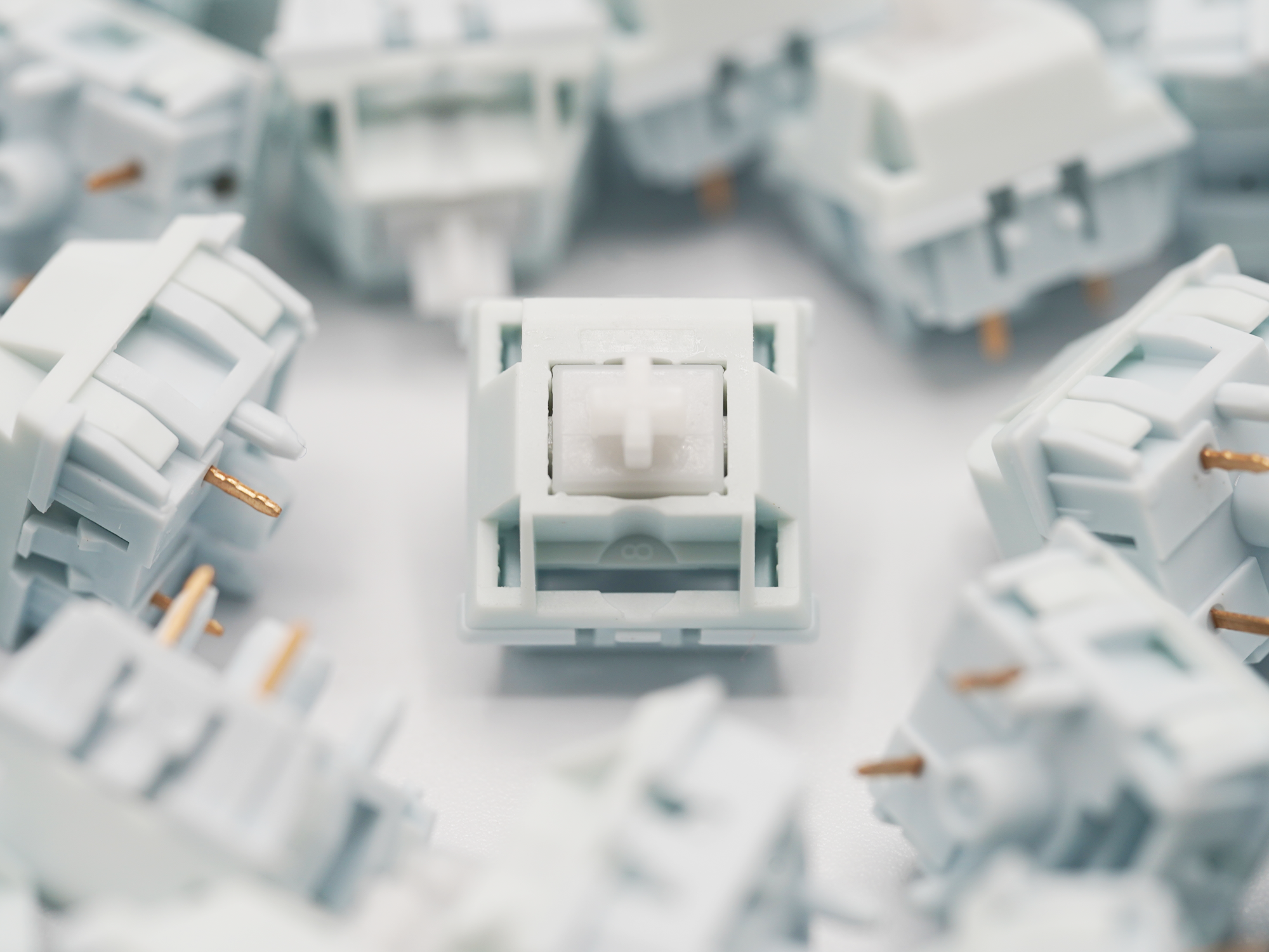 Keygeek Cera Linear Switches