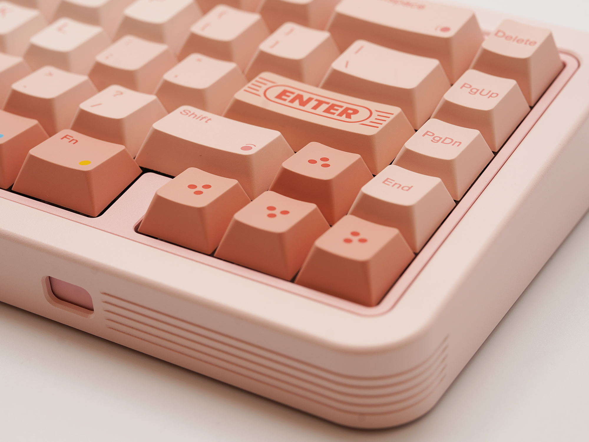 80Retros GB65 Mechanical Keyboard