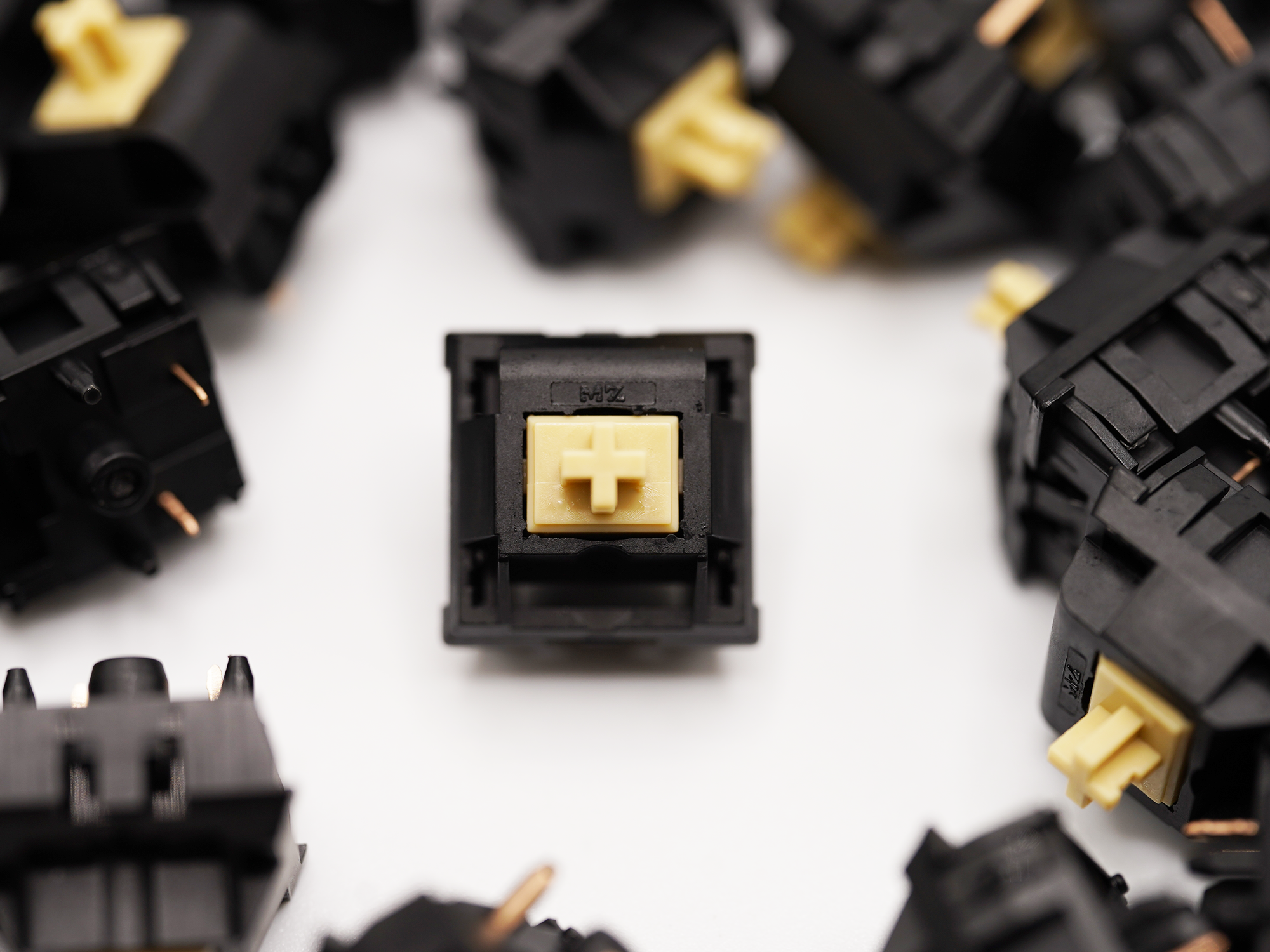Keygeek Y3 Linear Switches
