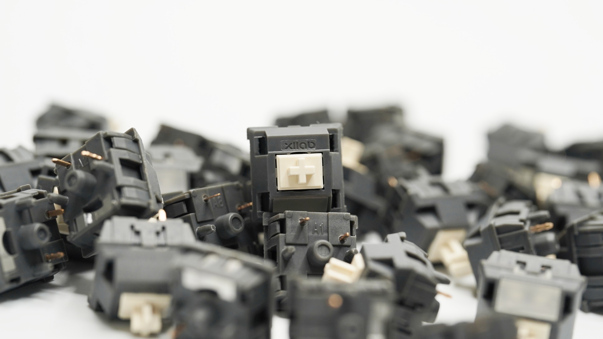 Keygeek Full Nylon Linear Switches