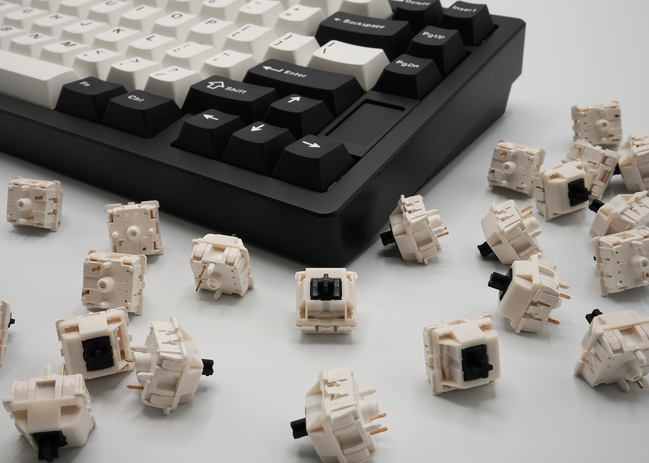 Everglide Moyu Black / Dark Jade | Tactile Switches