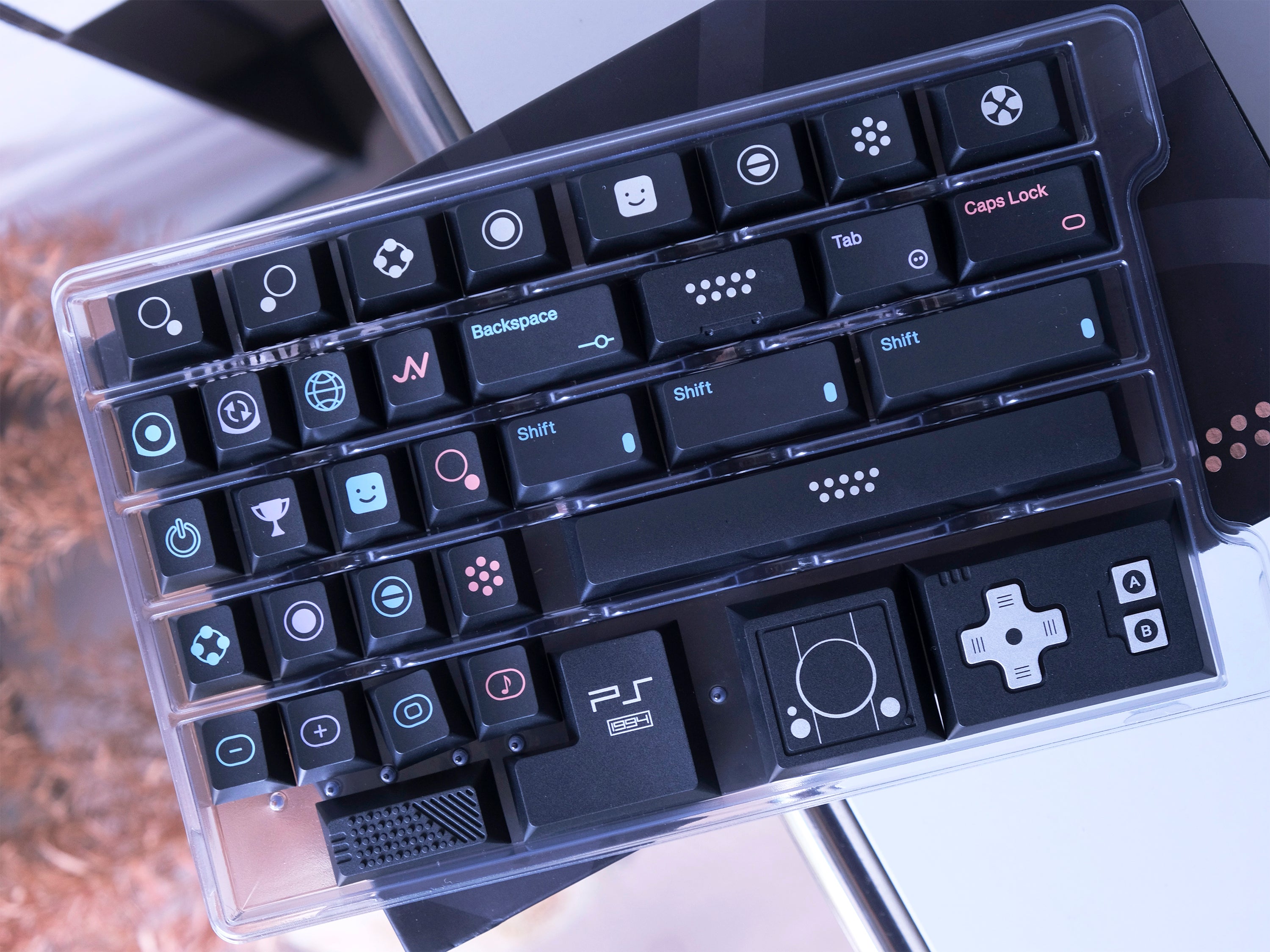 80Retros PS1994 Keycaps Black and Silver – Cherry Profile All in One Set