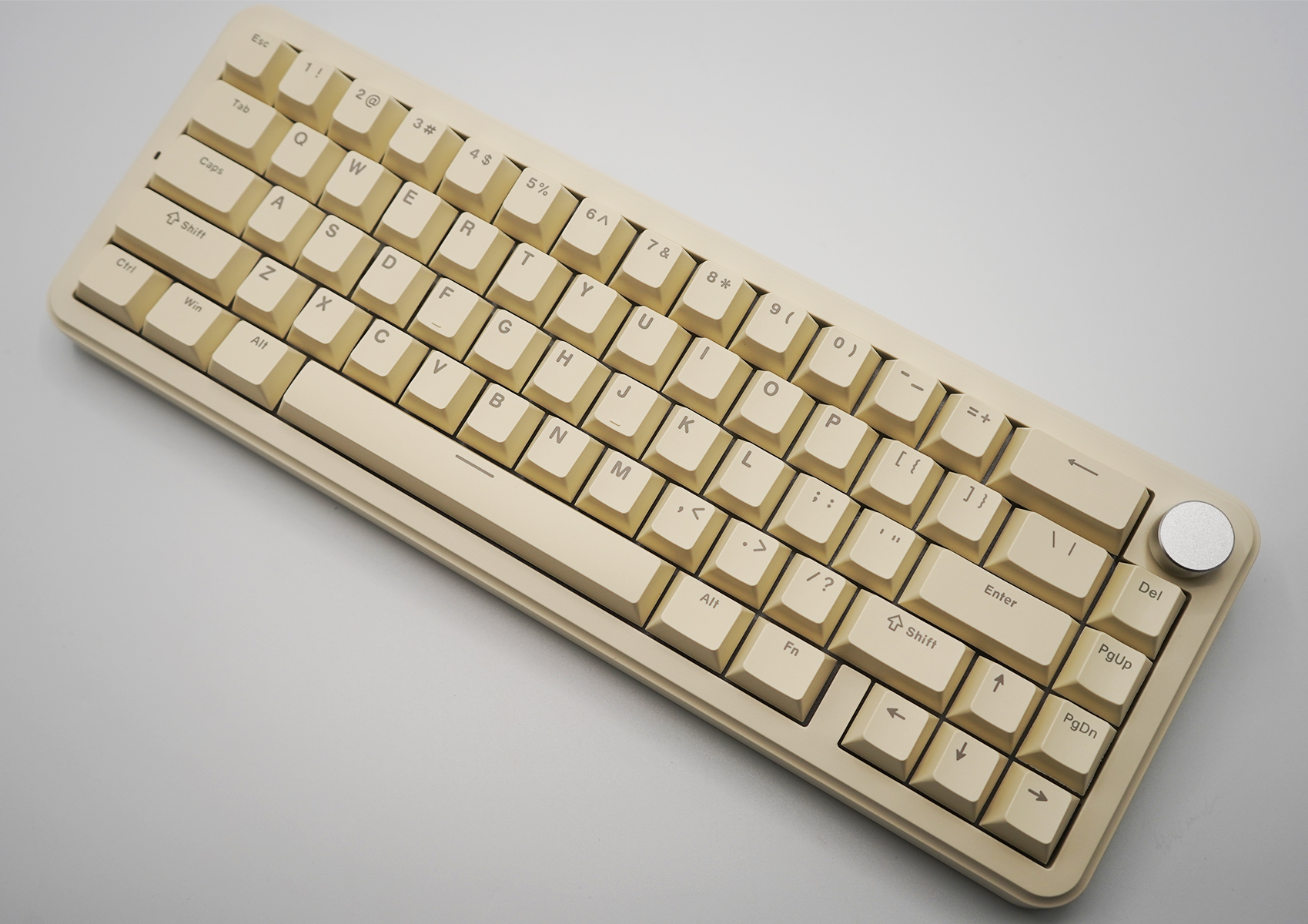 YUNZII B68 Wireless Mechanical Keyboard