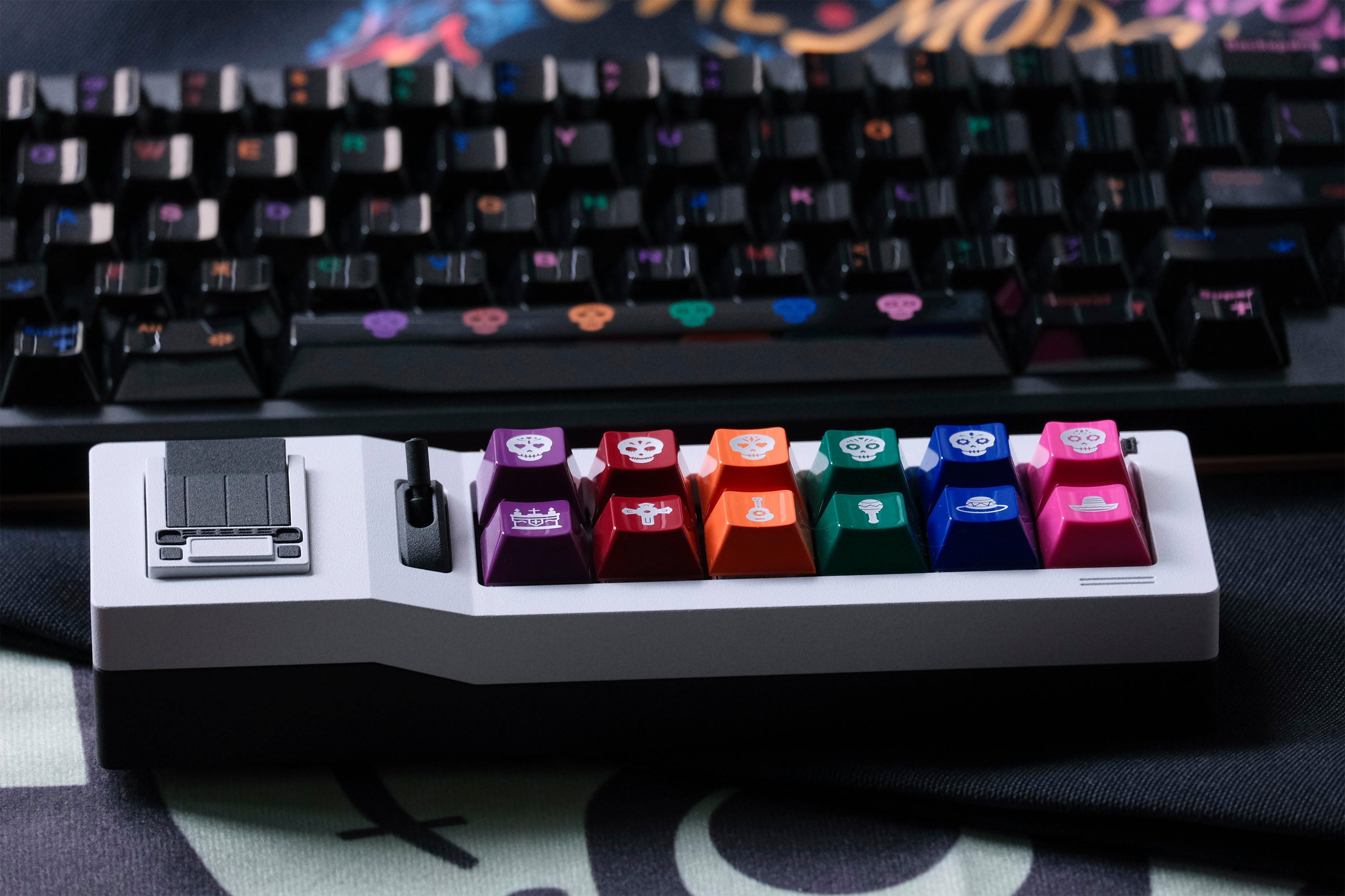 80Retros Day of the Dead Cherry Profile Keycap Sets