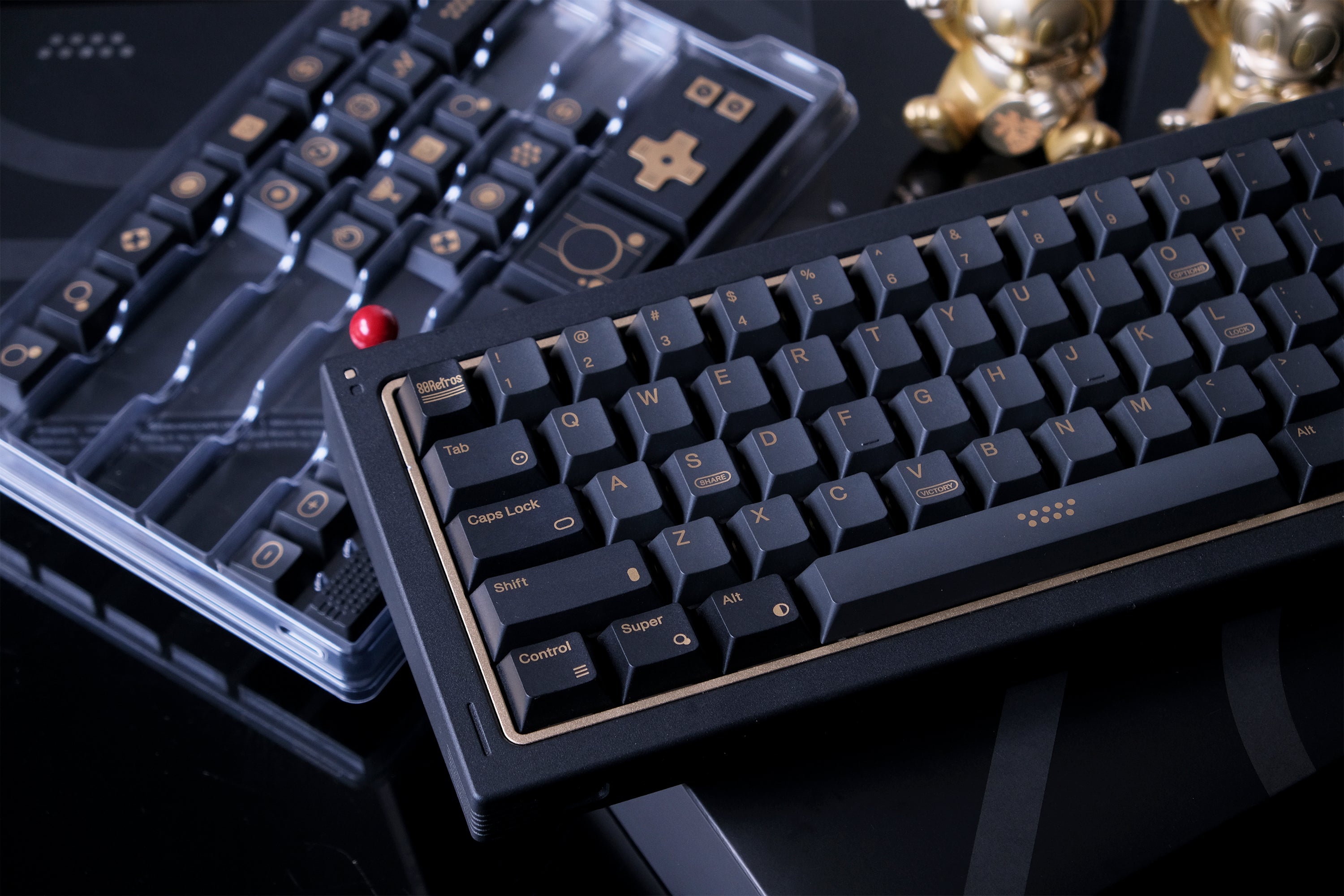 80Retros PS1994 Keycaps Black and Gold – Cherry Profile All in One Set