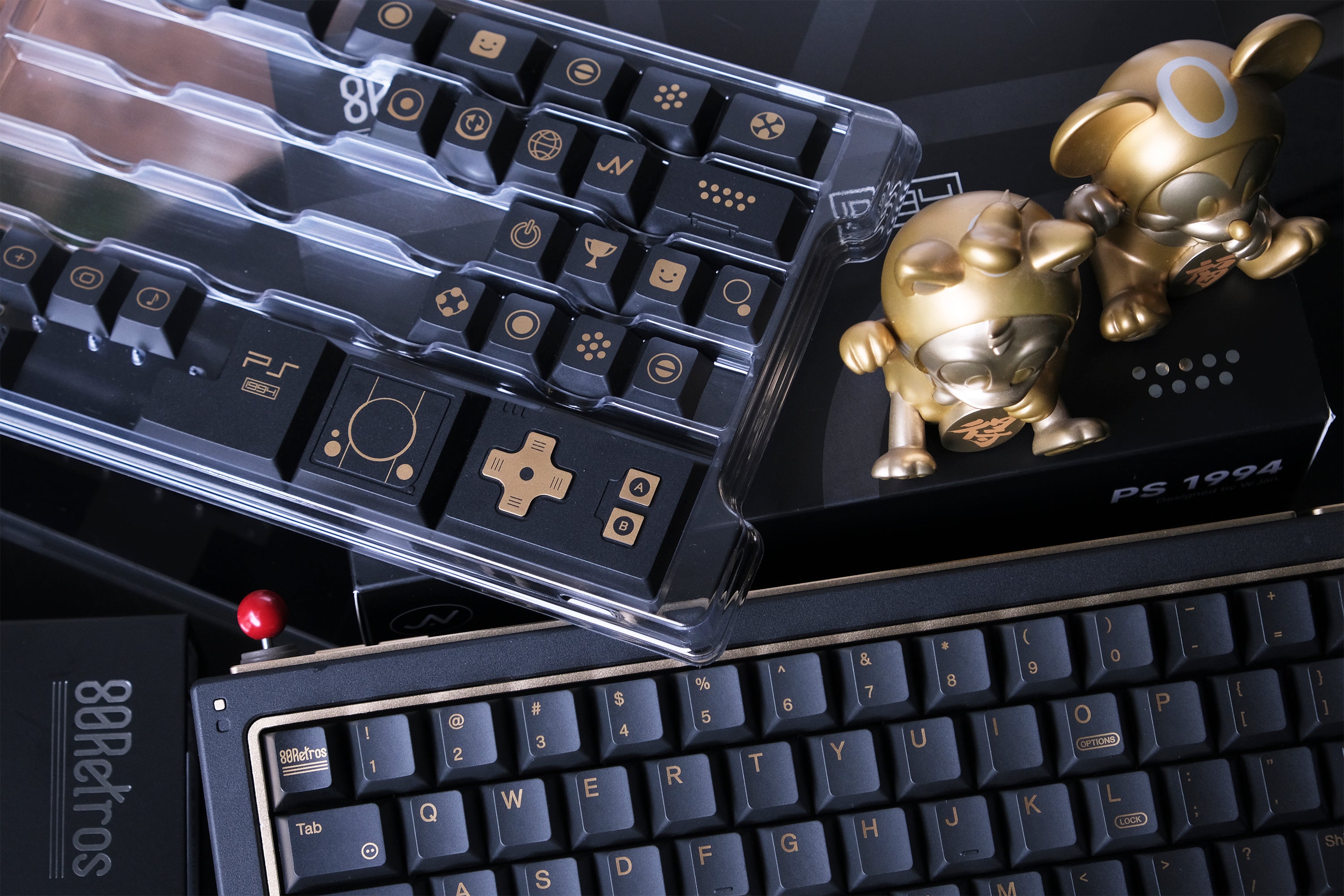 80Retros PS1994 Keycaps Black and Gold – Cherry Profile All in One Set