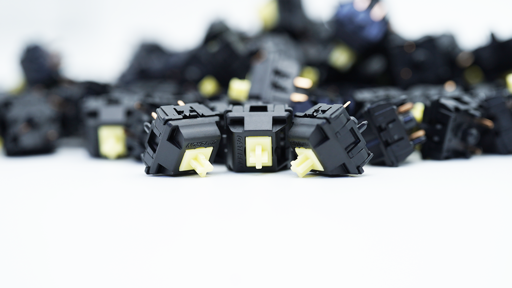 Gateron Oil King Heavy Tactile Switches (10PCS)