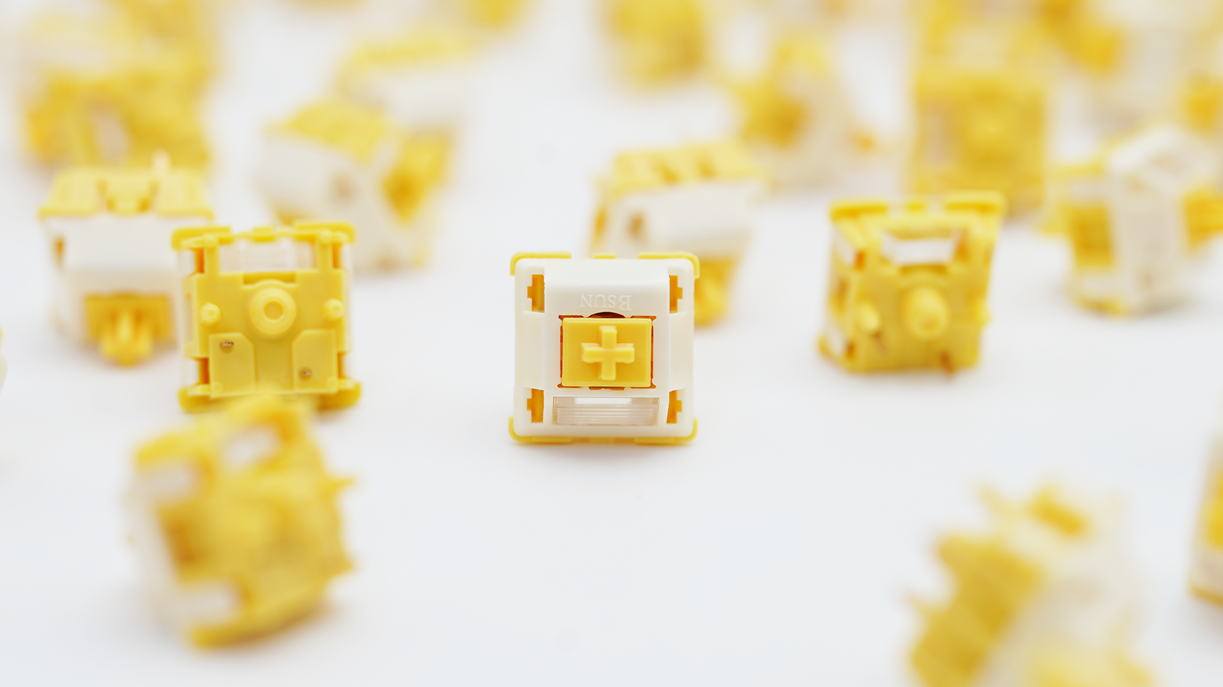 BSUN Milk Dragon Linear Switches (10PCS)