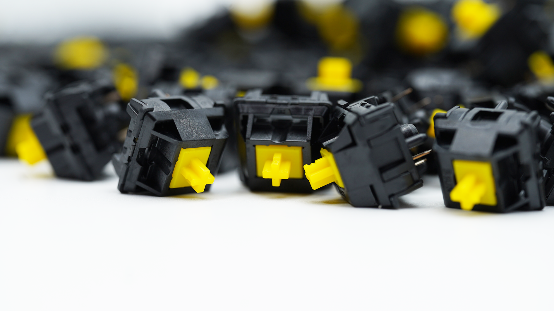 BSUN RGY “Traffic Light” Linear Switches (10PCS)