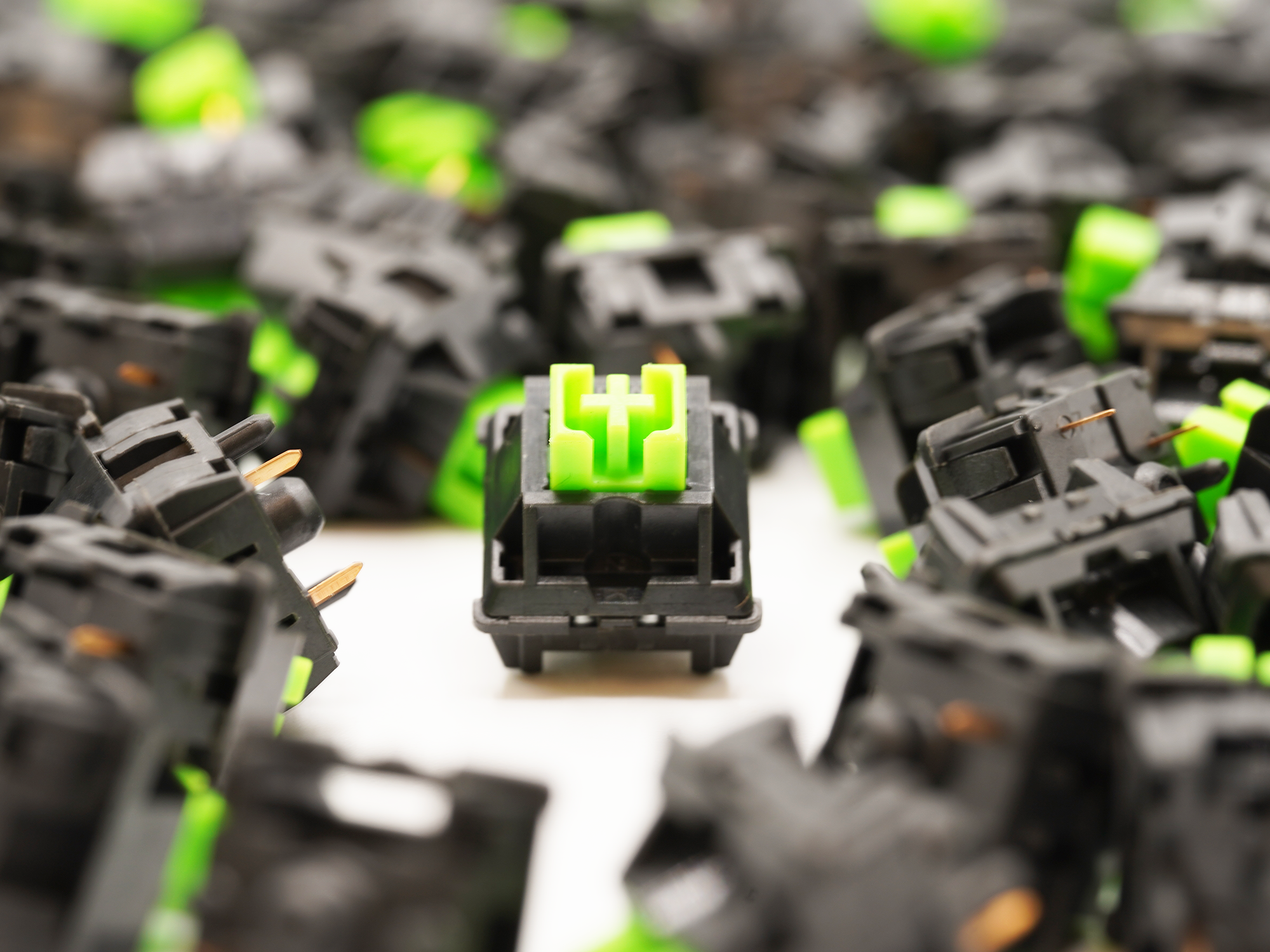 BSUN Green Arrow Linear Switches