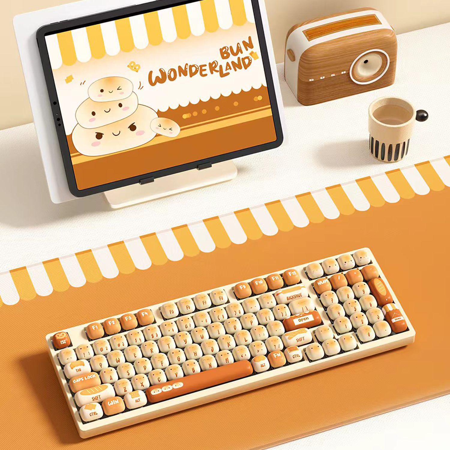 Akko Bun Wonderland Keycap Set