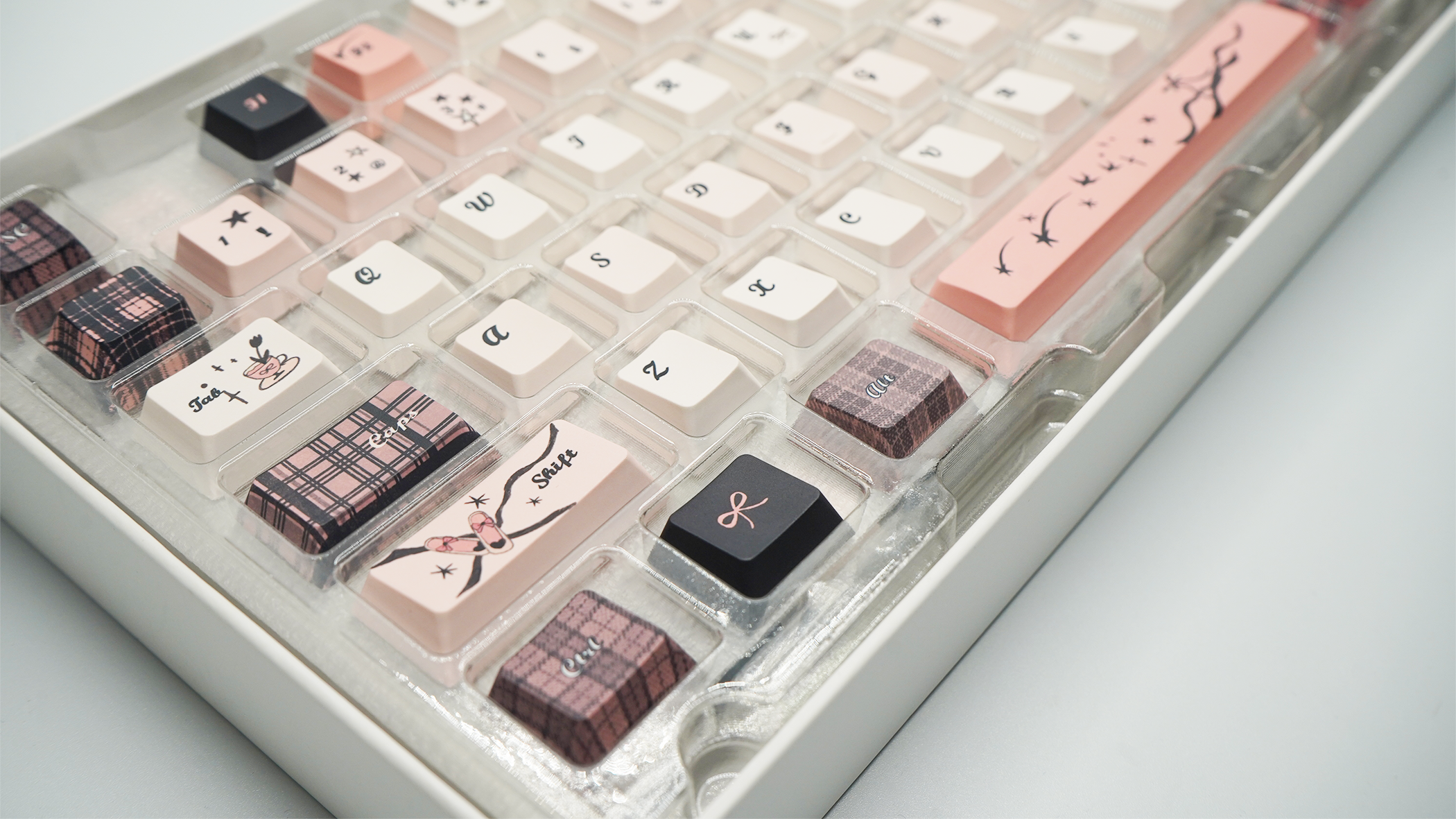Soulcat Dream Black and Pink Keycap - PBT Cherry Profile All in One Set