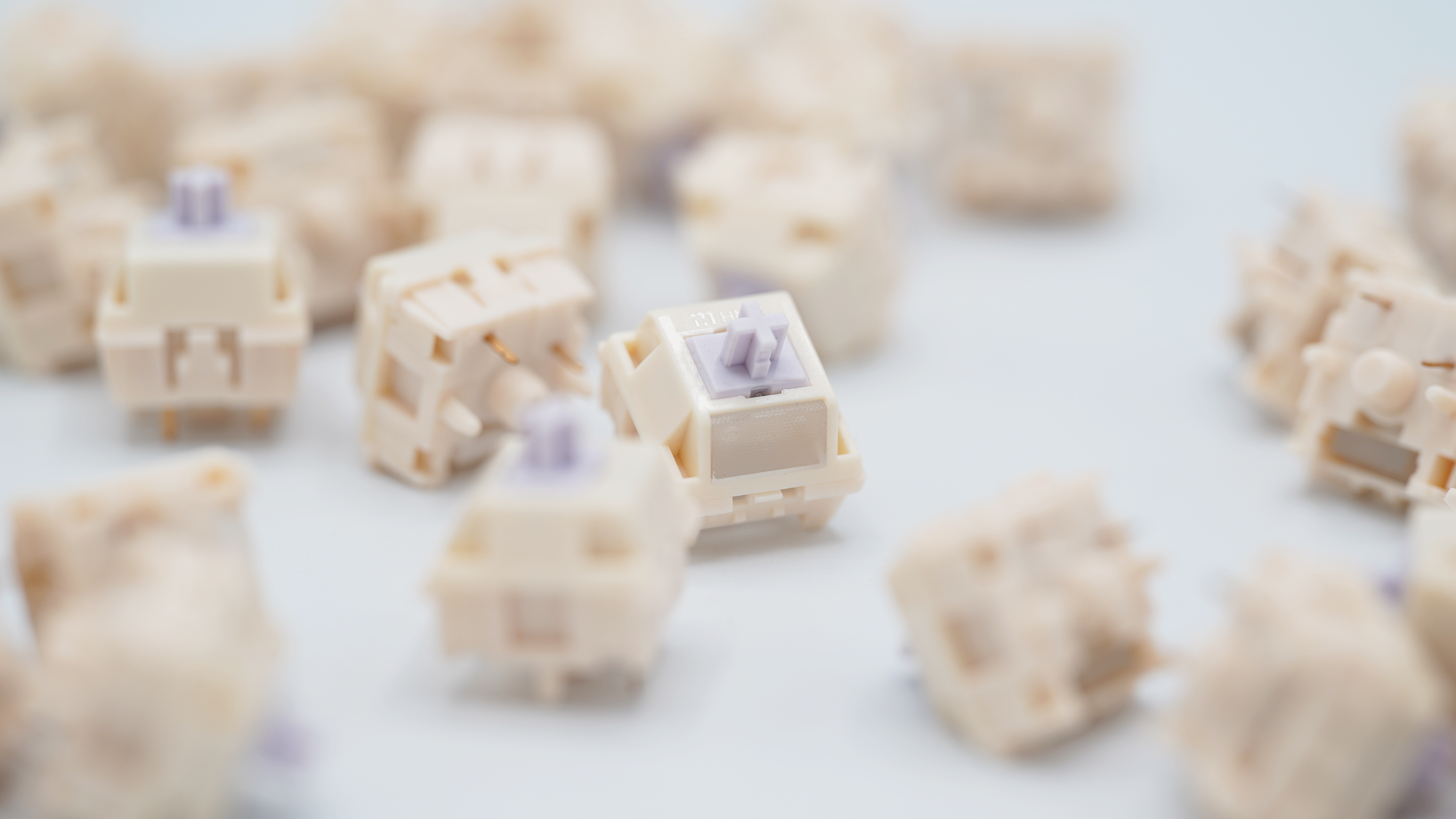 HMX Silent Taro Silent Linear Switches