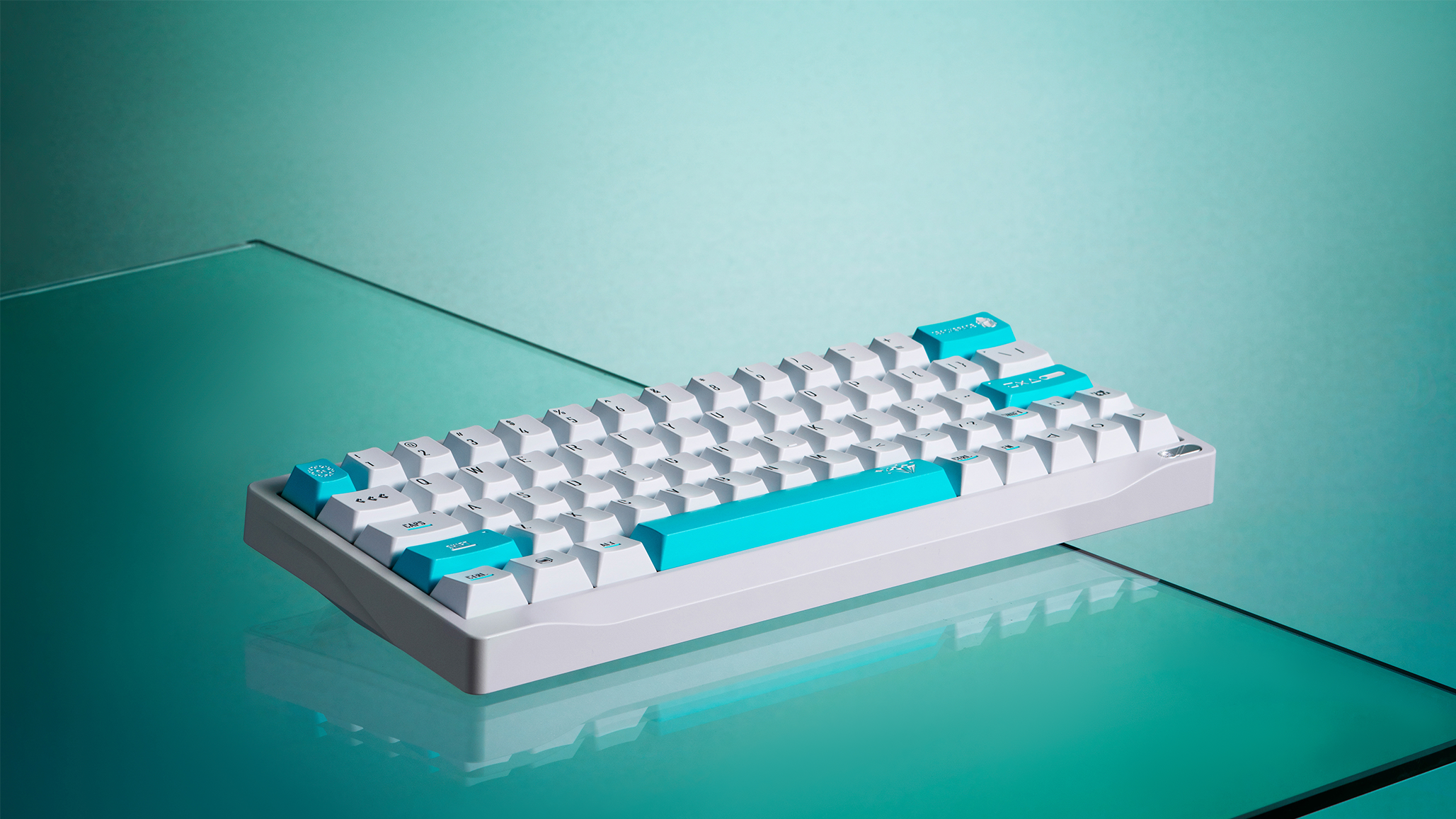 Wuque SF60 Metal Hall Effect Keyboard Kit, Black & White Available
