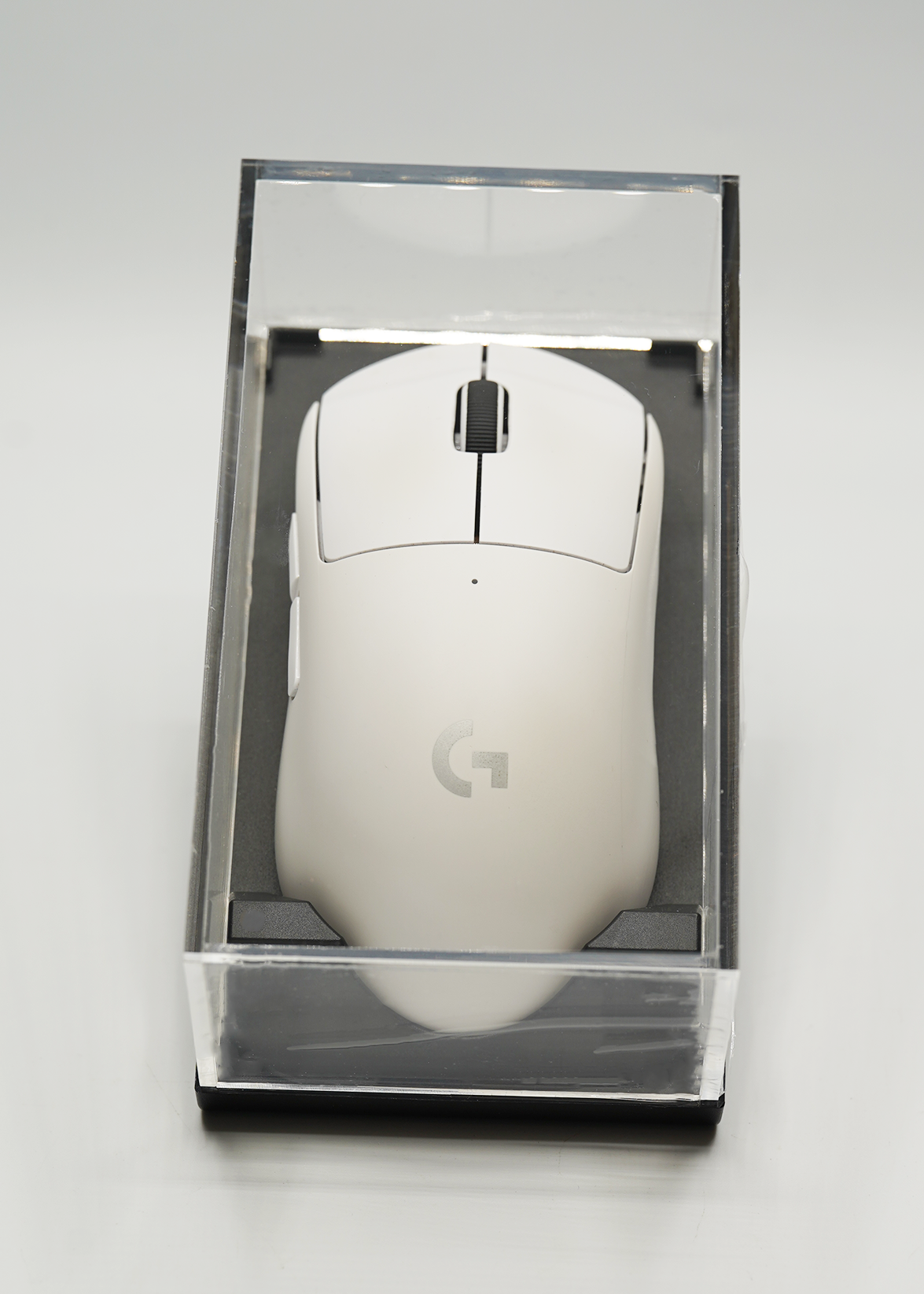 Lume Acrylic Mouse Display Case