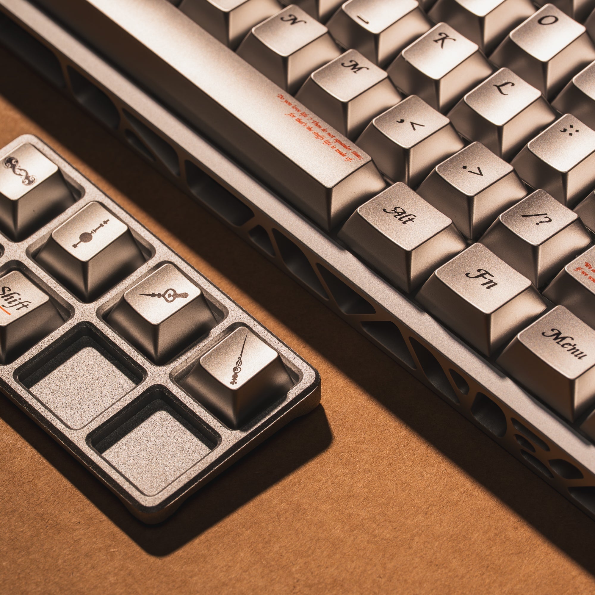 Womier Timeless Cherry Profile Metallic Coating Keycap Set